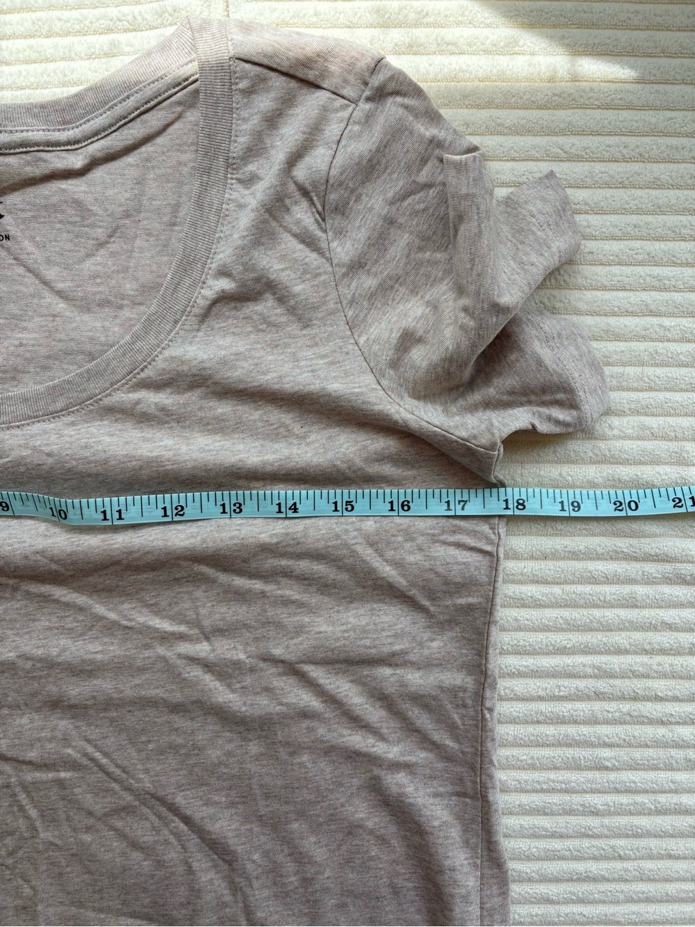 Pact Organic Cotton Beige Scoop Neck Short Sleeve T-Shirt Size XS - Picture 8 of 9